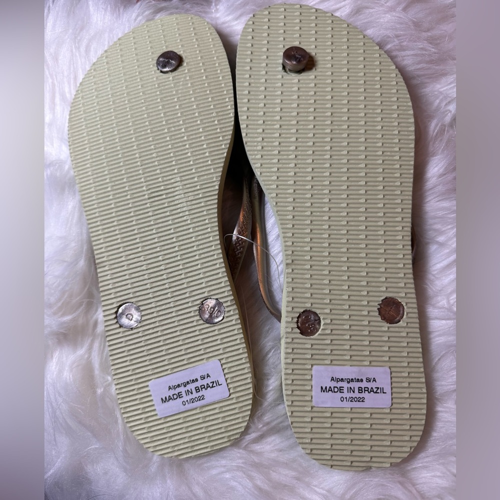 Havaianas Women’s Slim Iridescent Flip Flops size 9/10 NEW WITH TAGS - Picture 3 of 3